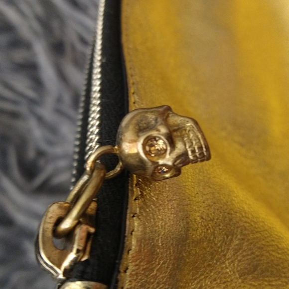 Alexander McQueen small clutch - Picture 7 of 11